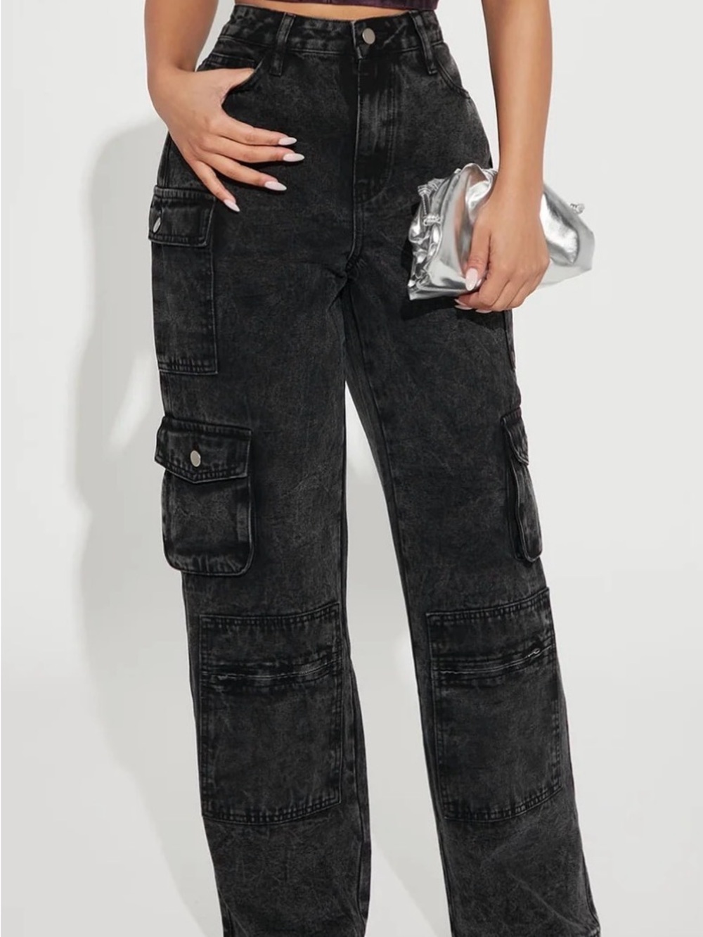 Cargo Wide-Leg Jeans